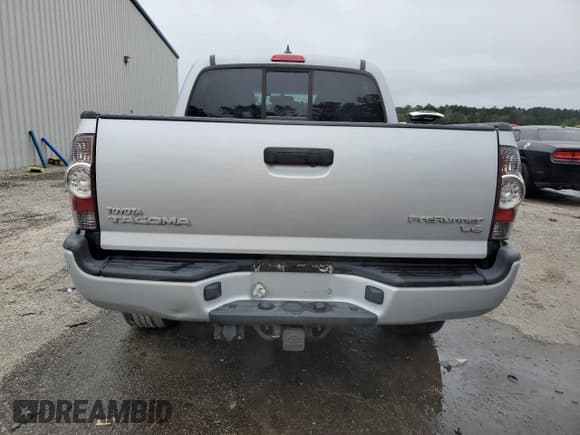 ✅ 2012 Toyota Tacoma PreRunner • VIN: 3TMJU4GN0CM138222 • Lot: 90221605. Listed on Copart with 104,048 mi. Free auction sales archive from the USA and detailed vehicle history report at DreamBid. Image 6.