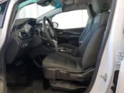 ✅ 2023 Chevrolet Bolt EV 1LT • VIN: 1G1FW6S03P4188582 • Lot: 74792994. Wystawiony na Copart z przebiegiem 24 925 mil. Bezpłatny archiwum sprzedaży aukcyjnych z USA i szczegółowy raport historii pojazdu na DreamBid. Zdjęcie 7.