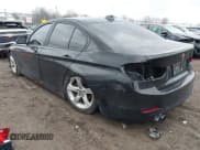 ✅ 2012 BMW 3 Series 328i • VIN: WBA3A5G54CNP17174 • Lot: 43750876. Wystawiony na IAAI z przebiegiem 59 879 mil. Bezpłatny archiwum sprzedaży aukcyjnych z USA i szczegółowy raport historii pojazdu na DreamBid. Zdjęcie 3.