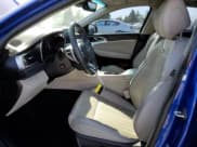 ✅ 2019 Genesis G70 Advanced • VIN: KMTG34LA9KU022531 • Lot: 71059195. Wystawiony na Copart z przebiegiem 90 205 mil. Bezpłatny archiwum sprzedaży aukcyjnych z USA i szczegółowy raport historii pojazdu na DreamBid. Zdjęcie 7.