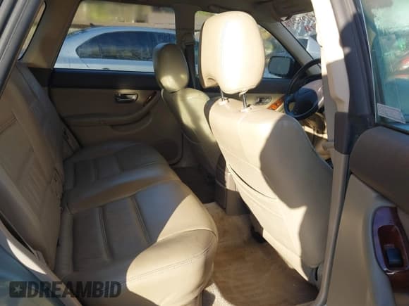 ✅ 2004 Subaru Legacy Outback • VIN: 4S3BH675447636455 • Lot: 43905556. Listed on IAAI with 227,902 mi. Free auction sales archive from the USA and detailed vehicle history report at DreamBid. Image 8.