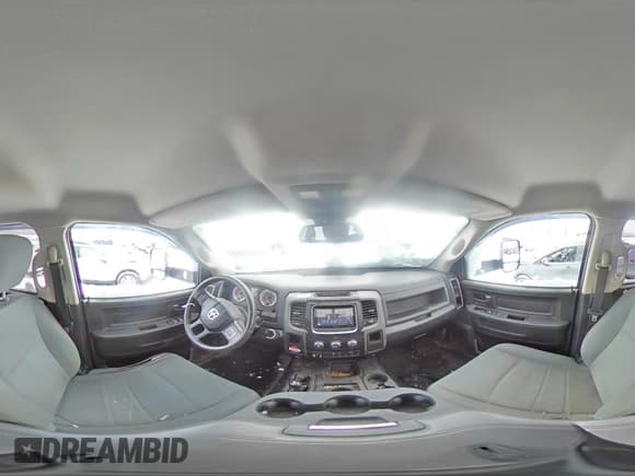 ✅ 2015 Ram 2500 Tradesman • VIN: 3C6TR5CT9FG548337 • Lot: 81878104. Wystawiony na Copart z przebiegiem 141 338 mil. Bezpłatny archiwum sprzedaży aukcyjnych z USA i szczegółowy raport historii pojazdu na DreamBid. Zdjęcie 13.