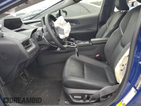 2024 Toyota Prius LE с VIN JTDADABU8R3014173, выставлен на аукционе Copart как лот 72055075 с пробегом Не указан миль и Списание • Salvage title. История ставок и продаж доступна на DreamBid. Изображение 7.