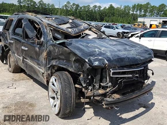 ✅ 2010 Chevrolet Tahoe LTZ • VIN: 1GNUCCE06AR207449 • Lot: 62943685. Listed on Copart with Not provided. Free auction sales archive from the USA and detailed vehicle history report at DreamBid. Image 14.
