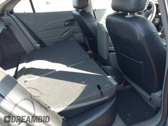 2016 Chevrolet Malibu LS z VIN 1G11B5SA9GU108162, wystawiony jako IAAI lot #43389812 z przebiegiem Nie podano mil oraz . Historia ofert i sprzedaży dostępna na DreamBid. Obrazek 8.