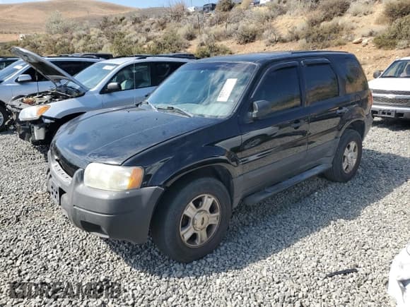 ✅ 2003 Ford Escape XLT Popular • VIN: 1FMYU03133KA33834 • Lot: 70538235. Wystawiony na Copart z przebiegiem 177 240 mil. Bezpłatny archiwum sprzedaży aukcyjnych z USA i szczegółowy raport historii pojazdu na DreamBid. Zdjęcie 1.