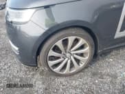 ✅ 2023 Land Rover Range Rover Autobiography • VIN: SALK1BE73PA035510 • Lot: 43745081. Wystawiony na IAAI z przebiegiem 16 397 mil. Bezpłatny archiwum sprzedaży aukcyjnych z USA i szczegółowy raport historii pojazdu na DreamBid. Zdjęcie 6.