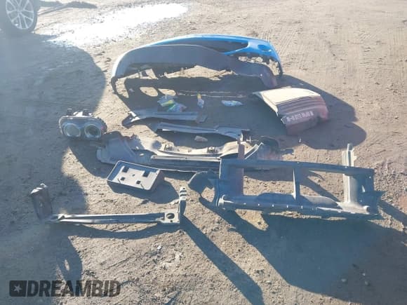 ✅ 2015 Dodge Challenger R/T • VIN: 2C3CDZAT9FH843296 • Лот: 43528959. Опубликован ранее на IAAI с пробегом 155 738 миль. Бесплатный доступ к архиву аукционных продаж из США и подробный отчёт об истории автомобиля на DreamBid. Изображение 12.