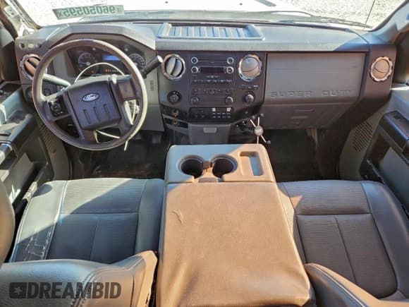 ✅ 2014 Ford F-250 XL • VIN: 1FT7X2A63EEA80705 • Лот: 96050595. Опубликован ранее на Copart с пробегом 147 913 миль. Бесплатный доступ к архиву аукционных продаж из США и подробный отчёт об истории автомобиля на DreamBid. Изображение 8.