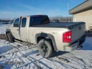 ✅ 2009 Chevrolet Silverado 1500 LS • VIN: 1GCEK19C59Z111512 • Lot: 41196202. Listed on IAAI with 124,725 mi. Free auction sales archive from the USA and detailed vehicle history report at DreamBid. Image 3.