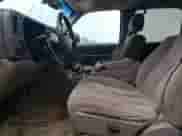 2003 Chevrolet Suburban LS с VIN 1GNFK16ZX3J173739, выставлен на аукционе Copart как лот 63530784 с пробегом 252 958 миль миль и Списание • Salvage title. История ставок и продаж доступна на DreamBid. Изображение 7.