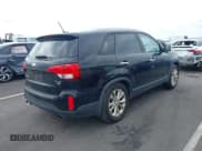 ✅ 2014 Kia Sorento EX • VIN: 5XYKUDA75EG457291 • Lot: 43238287. Listed on IAAI with 227,947 mi. Free auction sales archive from the USA and detailed vehicle history report at DreamBid. Image 4.