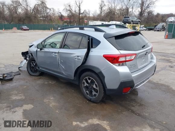 ✅ 2019 Subaru Crosstrek Premium • VIN: JF2GTADC2K8266755 • Lot: 41905364. Listed on IAAI with 30,735 mi. Free auction sales archive from the USA and detailed vehicle history report at DreamBid. Image 3.