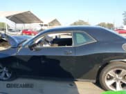 ✅ 2016 Dodge Challenger SXT Plus • VIN: 2C3CDZAG0GH338770 • Лот: 43645873. Опубликован ранее на IAAI с пробегом 99 808 миль. Бесплатный доступ к архиву аукционных продаж из США и подробный отчёт об истории автомобиля на DreamBid. Изображение 15.