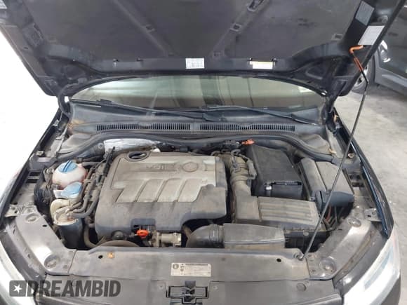 ✅ 2011 Volkswagen Jetta TDI • VIN: 3VWLL7AJ5BM128218 • Lot: 42250334. Listed on IAAI with 184,169 mi. Free auction sales archive from the USA and detailed vehicle history report at DreamBid. Image 10.