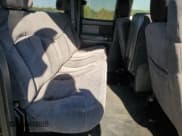 ✅ 1999 Chevrolet Silverado 1500 LS • VIN: 2GCEC19V8X1129832 • Лот: 82515275. Опубликован ранее на Copart с пробегом 186 064 миль. Бесплатный доступ к архиву аукционных продаж из США и подробный отчёт об истории автомобиля на DreamBid. Изображение 10.