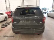 ✅ 2017 Ford Explorer Sport • VIN: 1FM5K8GT9HGA04092 • Lot: 41354237. Wystawiony na IAAI z przebiegiem 96 620 mil. Bezpłatny archiwum sprzedaży aukcyjnych z USA i szczegółowy raport historii pojazdu na DreamBid. Zdjęcie 16.