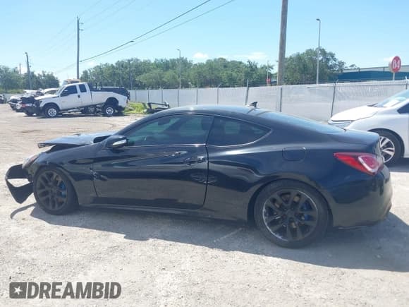 ✅ 2014 Hyundai Genesis Coupe Ultimate • VIN: KMHHU6KJ0EU119484 • Lot: 42589882. Wystawiony na IAAI z przebiegiem 96 957 mil. Bezpłatny archiwum sprzedaży aukcyjnych z USA i szczegółowy raport historii pojazdu na DreamBid. Zdjęcie 14.