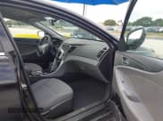 ✅ 2013 Hyundai Sonata GLS • VIN: 5NPEB4AC8DH659288 • Lot: 43035667. Listed on IAAI with 133,726 mi. Free auction sales archive from the USA and detailed vehicle history report at DreamBid. Image 5.