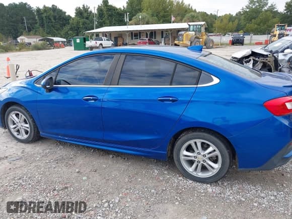 ✅ 2017 Chevrolet Cruze LT • VIN: 1G1BE5SM8H7111821 • Лот: 43311803. Опубликован ранее на IAAI с пробегом 125 280 миль. Бесплатный доступ к архиву аукционных продаж из США и подробный отчёт об истории автомобиля на DreamBid. Изображение 14.