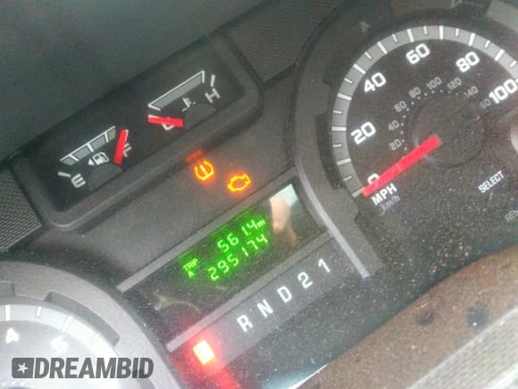 ✅ 2011 Ford Econoline Cargo Commercial • VIN: 1FTSE3EL2BDB29920 • Lot: 41846856. Wystawiony na IAAI z przebiegiem 295 174 mil. Bezpłatny archiwum sprzedaży aukcyjnych z USA i szczegółowy raport historii pojazdu na DreamBid. Zdjęcie 7.