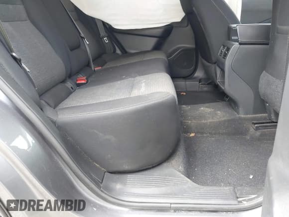 ✅ 2021 Nissan Rogue S • VIN: 5N1AT3AB2MC830833 • Lot: 43562344. Wystawiony na IAAI z przebiegiem 37 335 mil. Bezpłatny archiwum sprzedaży aukcyjnych z USA i szczegółowy raport historii pojazdu na DreamBid. Zdjęcie 8.