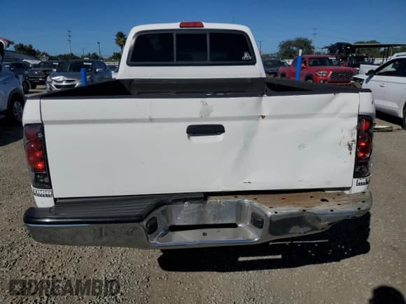 ✅ 2001 Toyota Tacoma PreRunner • VIN: 5TESN92NX1Z791503 • Lot: 90360315. Wystawiony na Copart z przebiegiem 332 297 mil. Bezpłatny archiwum sprzedaży aukcyjnych z USA i szczegółowy raport historii pojazdu na DreamBid. Zdjęcie 6.