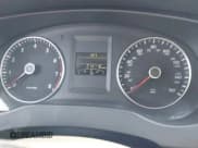 ✅ 2014 Volkswagen Jetta SE • VIN: 3VWD17AJ2EM415210 • Lot: 42432790. Wystawiony na IAAI z przebiegiem 214 118 mil. Bezpłatny archiwum sprzedaży aukcyjnych z USA i szczegółowy raport historii pojazdu na DreamBid. Zdjęcie 7.