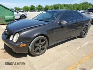 ✅ 2001 Mercedes-Benz CLK 320/430 • VIN: WDBLJ70GX1F171822 • Лот: 57683415. Опубликован ранее на Copart с пробегом 152 154 миль. Бесплатный доступ к архиву аукционных продаж из США и подробный отчёт об истории автомобиля на DreamBid. Изображение 1.