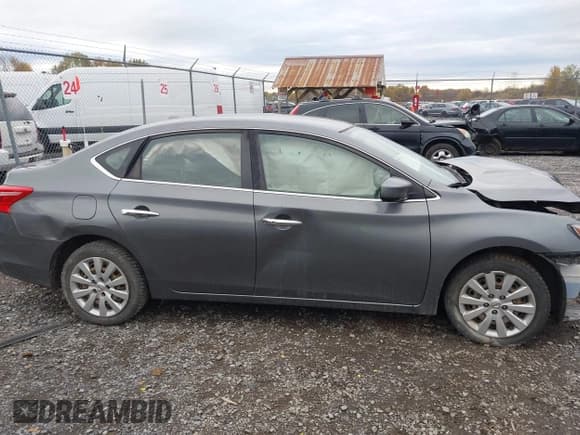 ✅ 2017 Nissan Sentra SR • VIN: 3N1AB7AP2HL721666 • Lot: 43506232. Listed on IAAI with 160,502 mi. Free auction sales archive from the USA and detailed vehicle history report at DreamBid. Image 14.