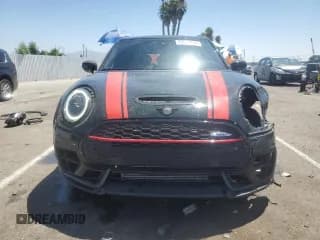 ✅ 2024 MINI Clubman John Cooper Works • VIN: WMWJZ9C0XR2V46300 • Lot: 63060834. Listed on Copart with 6,894 mi. Free auction sales archive from the USA and detailed vehicle history report at DreamBid. Image 5.