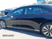 ✅ 2025 Lucid Air Pure • VIN: 50EA1PGA2SA008523 • Lot: 42867548. Wystawiony na IAAI z przebiegiem 1 798 mil. Bezpłatny archiwum sprzedaży aukcyjnych z USA i szczegółowy raport historii pojazdu na DreamBid. Zdjęcie 14.