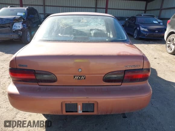 ✅ 1997 Geo Prizm • VIN: 1Y1SK5268VZ443044 • Lot: 41705020. Wystawiony na IAAI z przebiegiem 94 840 mil. Bezpłatny archiwum sprzedaży aukcyjnych z USA i szczegółowy raport historii pojazdu na DreamBid. Zdjęcie 16.