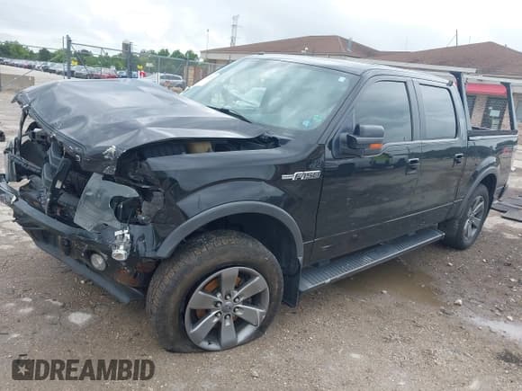 ✅ 2014 Ford F-150 XL • VIN: 1FTFW1EF3EKE36459 • Lot: 42586873. Wystawiony na IAAI z przebiegiem 248 358 mil. Bezpłatny archiwum sprzedaży aukcyjnych z USA i szczegółowy raport historii pojazdu na DreamBid. Zdjęcie 16.