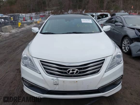 2016 Hyundai Azera Limited with VIN KMHFH4JGXGA536654, listed as a IAAI auction lot 41630707 with 87,428 mi miles and . Bid and sale history available at DreamBid. Image 12.