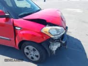 ✅ 2013 Kia Soul • VIN: KNDJT2A55D7593143 • Lot: 43486128. Wystawiony na IAAI z przebiegiem 128 286 mil. Bezpłatny archiwum sprzedaży aukcyjnych z USA i szczegółowy raport historii pojazdu na DreamBid. Zdjęcie 17.