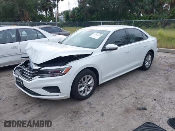 ✅ 2020 Volkswagen Passat S • VIN: 1VWAA7A35LC004838 • Lot: 41184897. Listed on IAAI with 68,628 mi. Free auction sales archive from the USA and detailed vehicle history report at DreamBid. Image 2.
