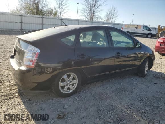 ✅ 2006 Toyota Prius • VIN: JTDKB20U867506127 • Лот: 92648445. Опубликован ранее на Copart с пробегом 312 214 миль. Бесплатный доступ к архиву аукционных продаж из США и подробный отчёт об истории автомобиля на DreamBid. Изображение 3.