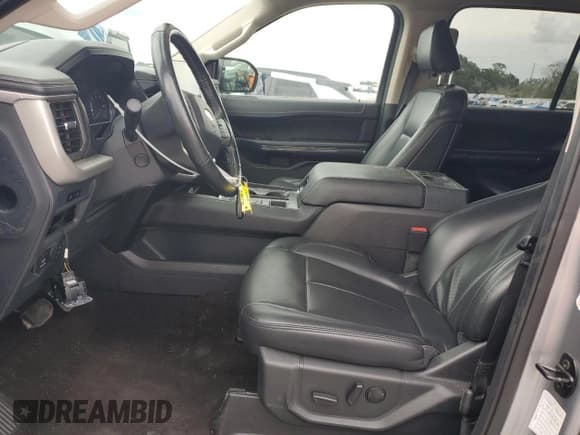 ✅ 2023 Ford Expedition Max XLT • VIN: 1FMJK1H84PEA03796 • Лот: 81318195. Опубликован ранее на Copart с пробегом 53 328 миль. Бесплатный доступ к архиву аукционных продаж из США и подробный отчёт об истории автомобиля на DreamBid. Изображение 7.