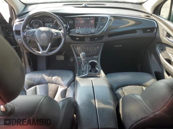 ✅ 2019 Buick Envision Essence • VIN: LRBFX2SA0KD042797 • Лот: 68382415. Опубликован ранее на Copart с пробегом 163 802 миль. Бесплатный доступ к архиву аукционных продаж из США и подробный отчёт об истории автомобиля на DreamBid. Изображение 8.