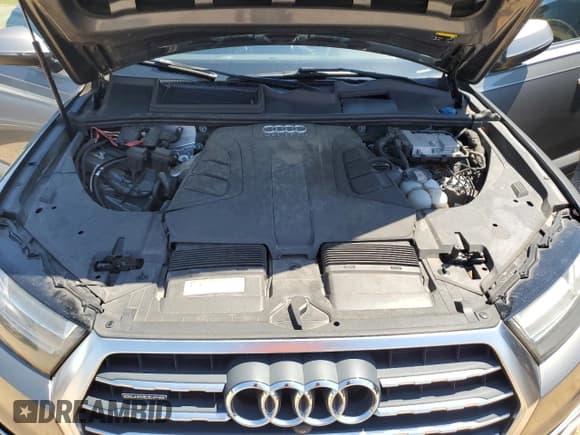 ✅ 2018 Audi Q7 Premium Plus • VIN: WA1LAAF72JD027337 • Лот: 71038275. Опубликован ранее на Copart с пробегом 145 106 миль. Бесплатный доступ к архиву аукционных продаж из США и подробный отчёт об истории автомобиля на DreamBid. Изображение 11.