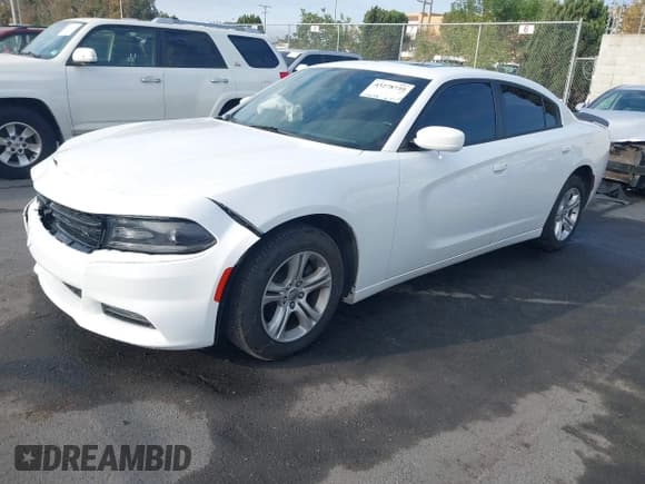 ✅ 2019 Dodge Charger SXT • VIN: 2C3CDXBG8KH720136 • Lot: 43278739. Listed on IAAI with 69,673 mi. Free auction sales archive from the USA and detailed vehicle history report at DreamBid. Image 17.