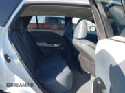 ✅ 2025 Lexus RZ 300e Premium • VIN: JTJABABB6SA009637 • Lot: 43483166. Wystawiony na IAAI z przebiegiem 237 mil. Bezpłatny archiwum sprzedaży aukcyjnych z USA i szczegółowy raport historii pojazdu na DreamBid. Zdjęcie 8.