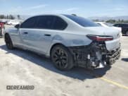 ✅ 2023 BMW 7 Series 740i • VIN: WBA23EH05PCM61539 • Lot: 58013225. Wystawiony na Copart z przebiegiem 16 242 mil. Bezpłatny archiwum sprzedaży aukcyjnych z USA i szczegółowy raport historii pojazdu na DreamBid. Zdjęcie 2.