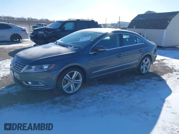 ✅ 2013 Volkswagen CC R-Line • VIN: WVWBP7AN5DE501045 • Lot: 41608518. Listed on IAAI with 109,142 mi. Free auction sales archive from the USA and detailed vehicle history report at DreamBid. Image 2.