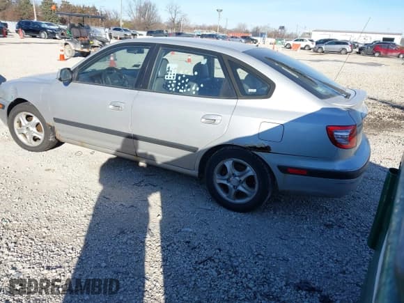 ✅ 2005 Hyundai Elantra GLS • VIN: KMHDN56D85U132543 • Lot: 41412307. Wystawiony na IAAI z przebiegiem 153 081 mil. Bezpłatny archiwum sprzedaży aukcyjnych z USA i szczegółowy raport historii pojazdu na DreamBid. Zdjęcie 3.