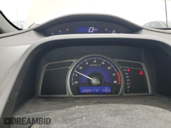 ✅ 2008 Honda Civic EX-L • VIN: 2HGFA16928H108826 • Лот: 91786125. Опубликован ранее на Copart с пробегом 208 947 миль. Бесплатный доступ к архиву аукционных продаж из США и подробный отчёт об истории автомобиля на DreamBid. Изображение 9.