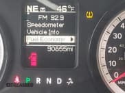 ✅ 2017 Ram 2500 Tradesman • VIN: 3C6UR5CJ8HG630341 • Lot: 41452697. Wystawiony na IAAI z przebiegiem 90 855 mil. Bezpłatny archiwum sprzedaży aukcyjnych z USA i szczegółowy raport historii pojazdu na DreamBid. Zdjęcie 15.