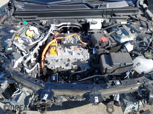 ✅ 2024 Cadillac LYRIQ Luxury • VIN: 1GYKPPRL6RZ135058 • Lot: 41679410. Listed on IAAI with 8,353 mi. Free auction sales archive from the USA and detailed vehicle history report at DreamBid. Image 10.