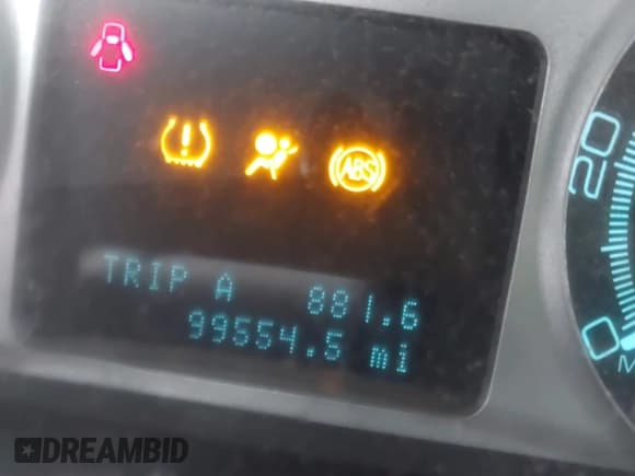 ✅ 2010 Mercury Mariner Premier • VIN: 4M2CN9HG8AKJ09679 • Lot: 41472049. Listed on IAAI with 99,554 mi. Free auction sales archive from the USA and detailed vehicle history report at DreamBid. Image 7.